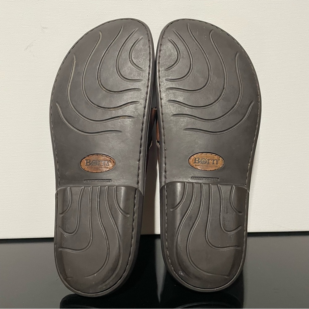 Born Men's 11 Dark Brown Leather Flip-Flops Sandals Crisscross Strap Handcrafted - Picture 9 of 10